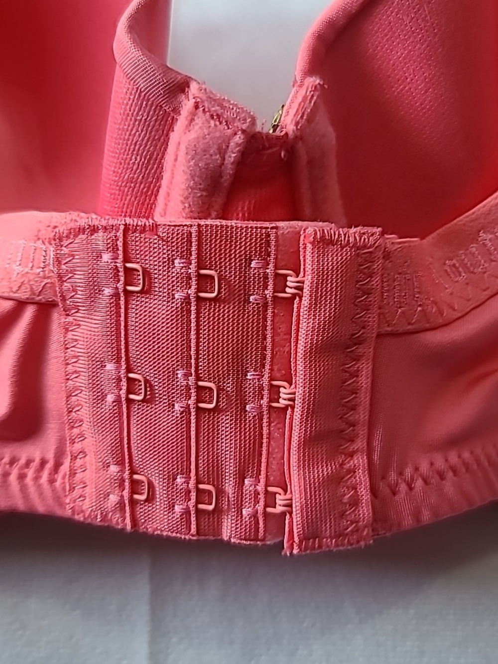 Juicy Couture Bras 2 Pack 40D Underwire Pink Black - Picture 7 of 11